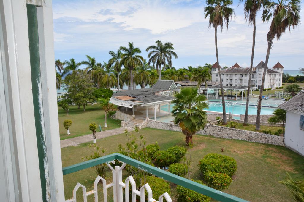 Seacastles By The Beach/Pool Montego Bay Exterior foto